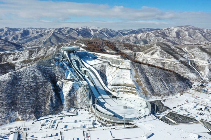 2月，“相约北京”系列测试活动张家口赛区测试赛举办期间，国家跳台滑雪中心雪后的景色。武殿森摄