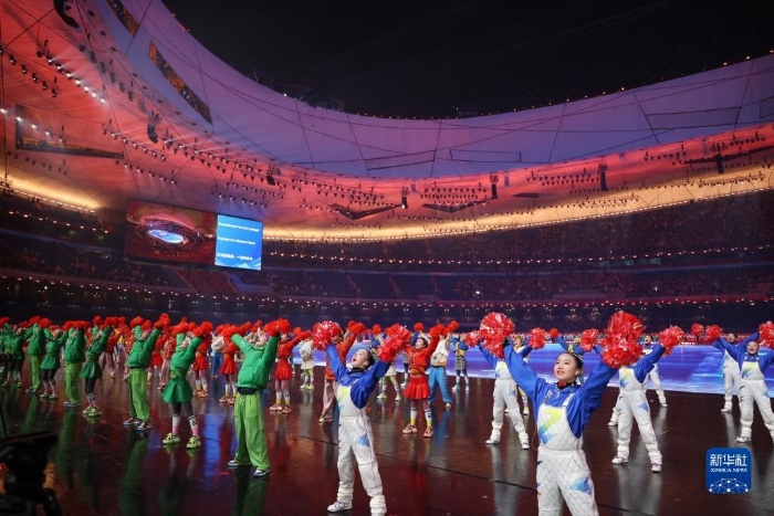 1月22日，演员在北京冬奥会开幕式彩排表演中。新华社记者许雅楠摄
